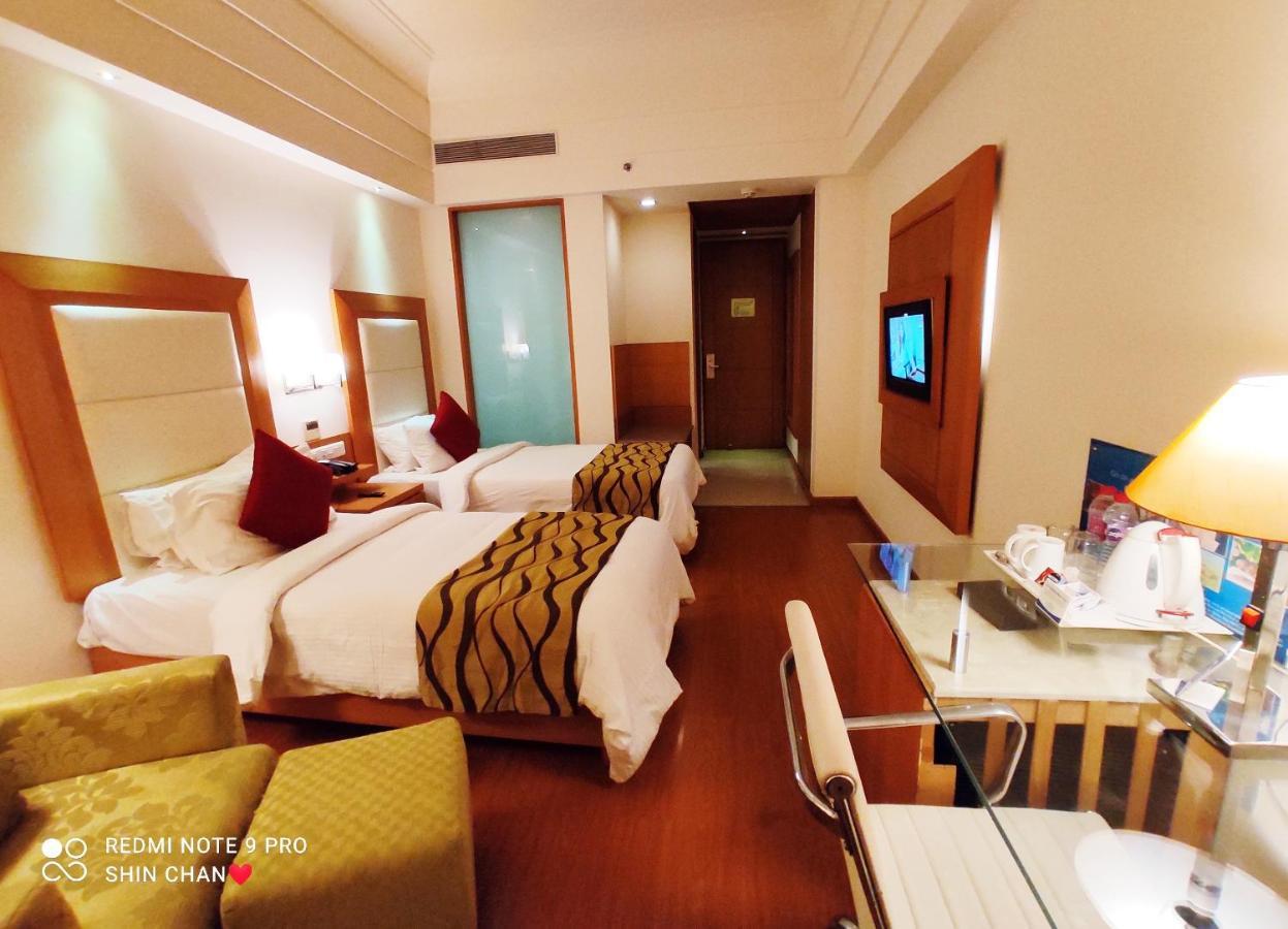 Ambrosia Sarovar Portico Haridwār Екстериор снимка